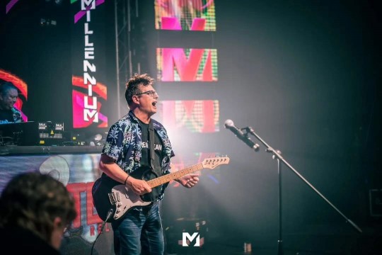 dj toni peret carnaval encamp