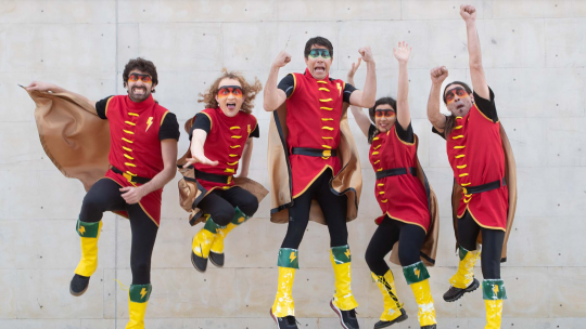 superherois el pas de la casa carnaval