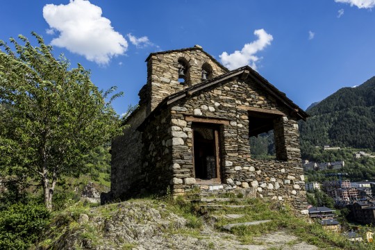 ESGLÉSIA DE SANT ROMÀ DE LES BONS