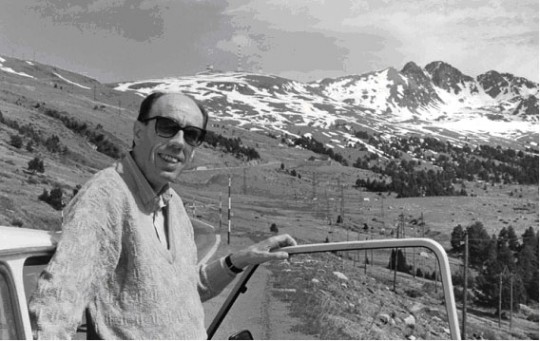 Miquel Martí i Pol, mitjan anys 80 (arxiu personal de Montserrat Sans)