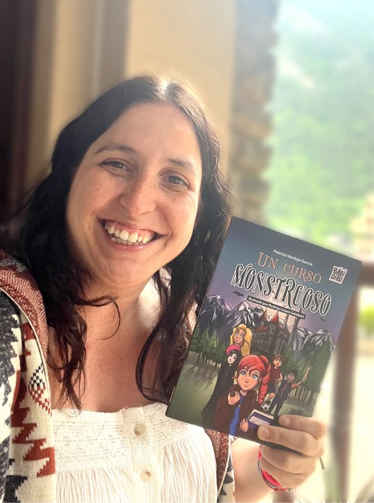 Presentació i signatura del llibre Un curso monstruoso de Patricia Verdejo